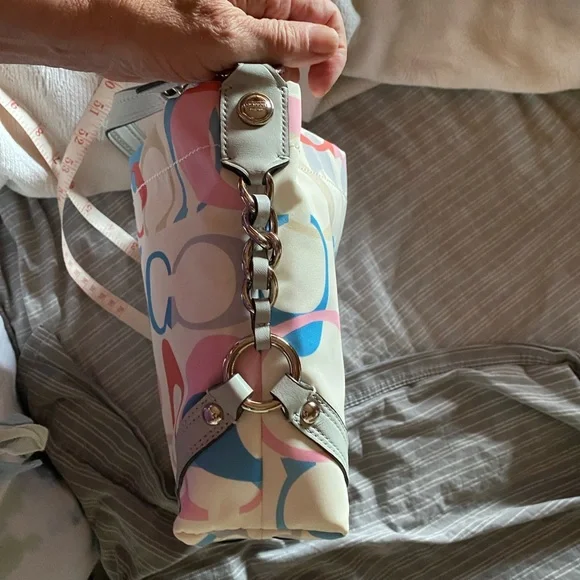 Coach Carly Signature Optic Hobo Bag jacquard fabric silver leather trim/chain - Picture 5 of 16